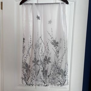 New fashion scarf B/W motif